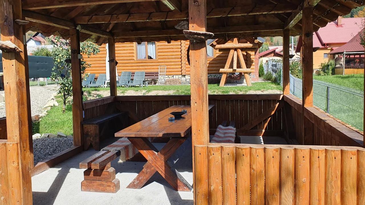 Cabana Alesia, Relaxare La Poalele Raraului Moldvahosszúmező Kültér fotó